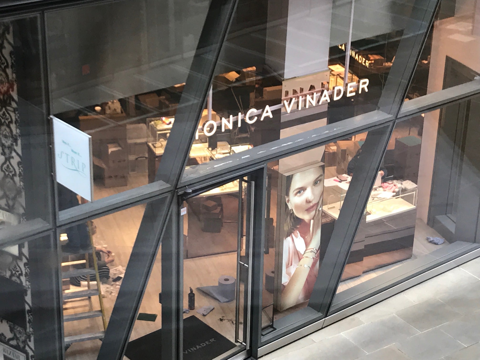 Monica Vinader Mat